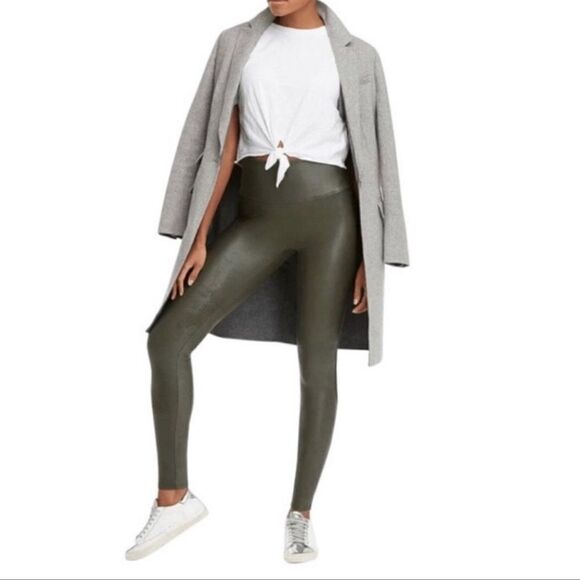 Spanx Olive Green Faux Leather Leggings Size Extra Small - Picture 1 of 14